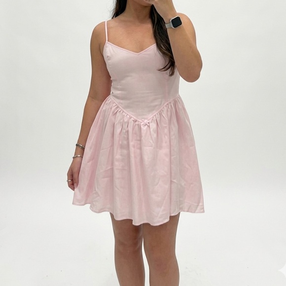 Wilfred Dresses & Skirts - Wilfred Influence Linen Dress